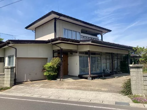 A nature-rich residential area just 180 meters from Midorigaoka Nursery!