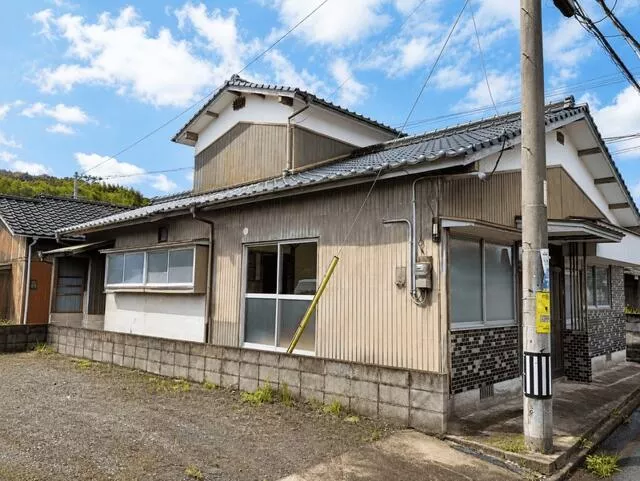 Kitsuki City, Oaza Ouchi (Kitsuki Station) 2-story 6K