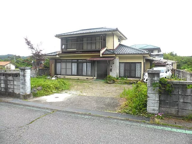 Used single-family home Ikaho Town Yunako