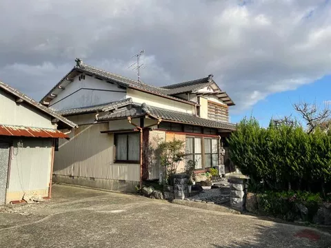 Kishima District, Shiraishi Town, Oaza Chikukiri, 2-story building, 6LDK