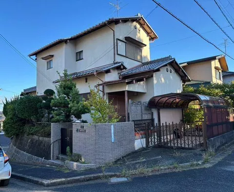 Ikoma County Misato Town Shiroyamada 4-chome (Shigisan Station) 2-story 5DK