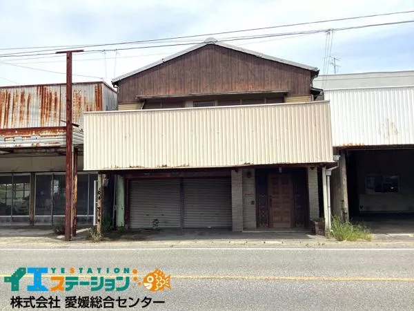 Saijo-city, Komatsu-cho, Shinyashiki （Iyo-Komatsu station） 2F 7LDK

4.9 million yen