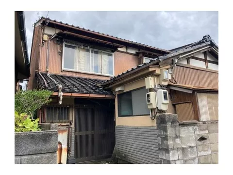 6 million yen, Nomachi 4 (Nomachi Station)