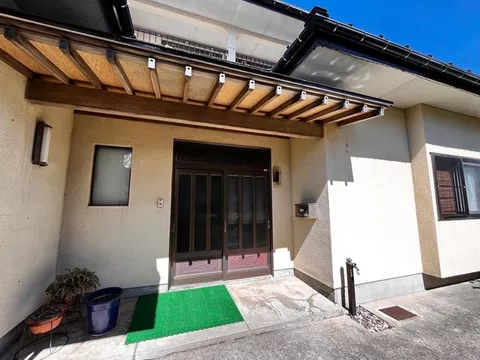 Within 10 minutes on foot to Itoku Noshiro North Store and Maxvalu Noshiro North Store!