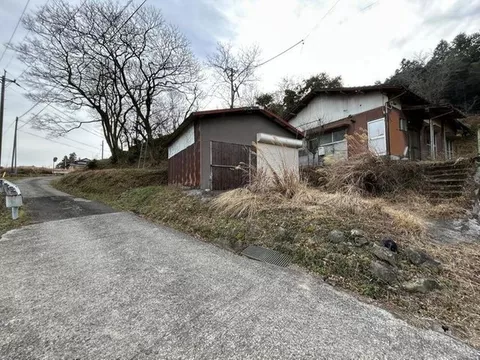 [Water leakage present, not suitable for lodging] A compact single-story home with smooth household flow.
