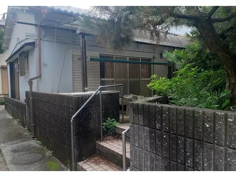 Oaza Utsumi (Utsumi Station) 3,500,000 yen