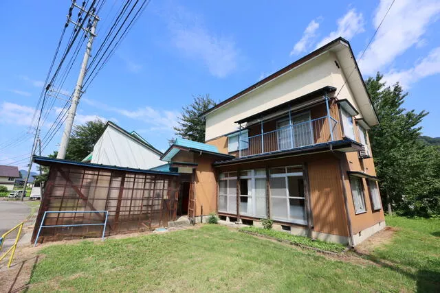 Minami-Uonuma City, Azachi (Muika Town Station), 2-story, 6SDK