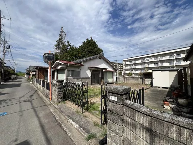 Ichikawa-Daimon, Ichikawa-Sango-cho, Nishiyashiro-gun (Ichikawa-Honmachi Sta.) Single story house, 3 SLDK

3SLDK 4.6 million yen