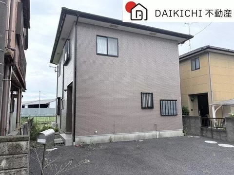 Large-scale renovation planned! Spacious car space makes daily entry and exit easy!