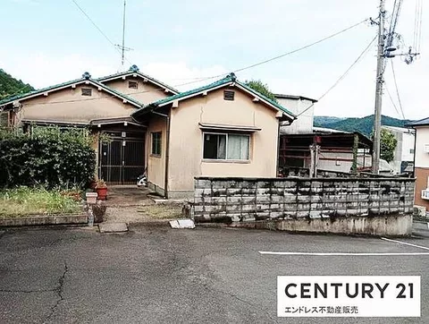 Used single-family home in Yamashina Ward, Kitahanazanjinai Town