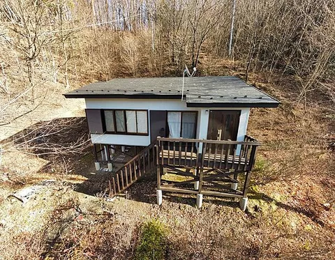 Used single-family home "Taigahara, Hakushucho, Hokuto City" - a scenic villa recommended for mountain lovers
