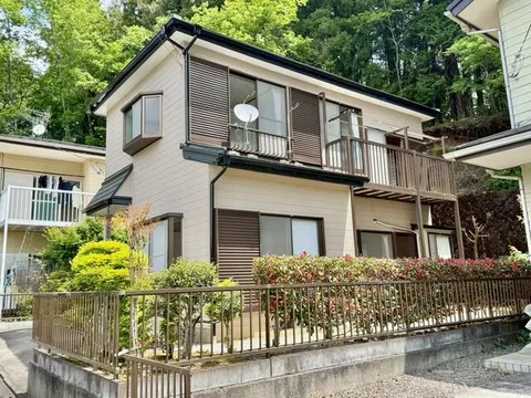 Otsuki City, Shimo-Wada, Nanaho Town (Saruhashi Station) 2-story building 4LDK
