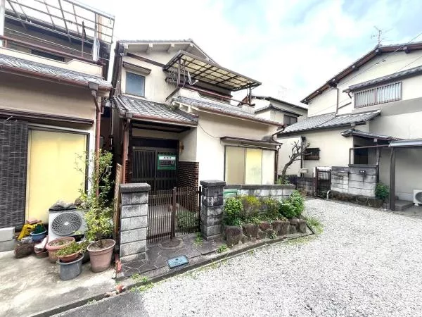 Yamatokoriyama-shi, Yamatokoriyama Shinmachi (Yamato Koizumi station) 2F 4DK

2,850,000 yen