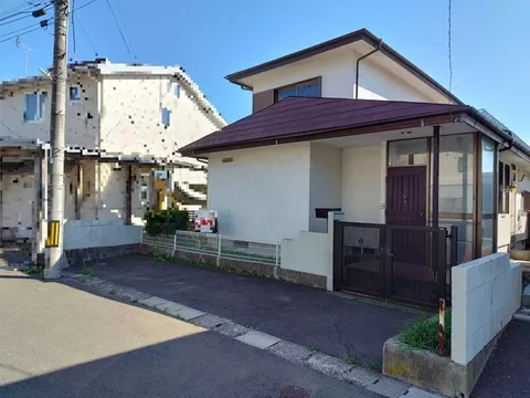 Oaza Araida, Tsumanokami (Mutsu Minato Station) 9 million yen