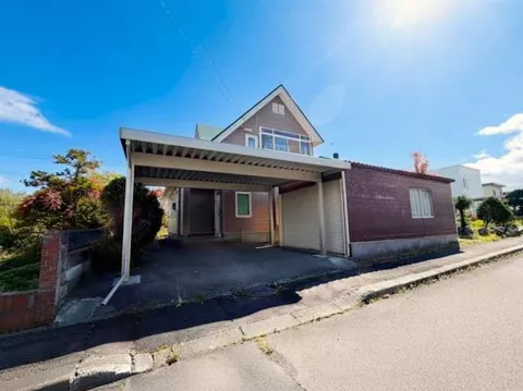 Chitose City, Wakakusa 4-chome (Chitose Station) 2-story building 3SLDK