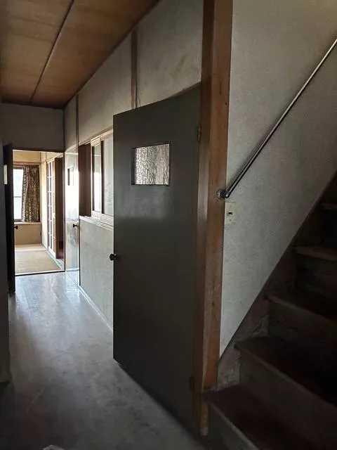 Beppu City, Ishigaki Higashi 6-chome (Beppu University Station), 2-story, 6DK