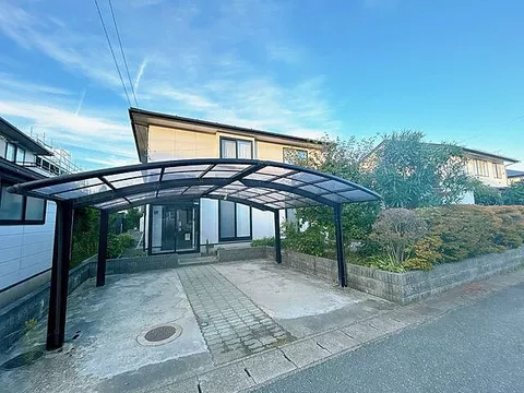 Used single-family home in Akita City, Shinya Okita Town