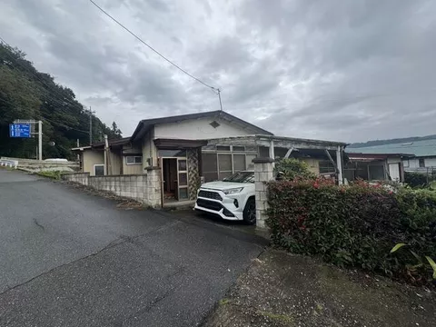 Shibukawa City Kamishirai (Shikishima Station) single-story building 3DK - Image 1