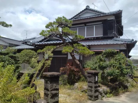 Saga City, Kawasoe Town, Oaza Otawama (Saga Station) 2-story building 6DK