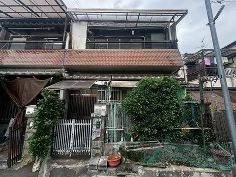 Habikino City, Habikino 5-chome (Taka-washi Station), 2-story building, 5DK