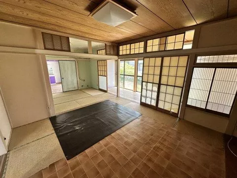 ▼Spacious 4LDK with approximately 110㎡▼Large garden on the south side - Image 3