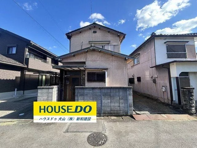 9 minutes on foot to Inuyama-guchi Station on the Meitetsu Inuyama Line! 9 minutes by car to Inuyama Station! Convenient 5 minutes on foot to a convenience store
