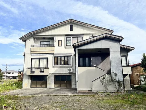 Used single-family home Sanwa Ward Bancho