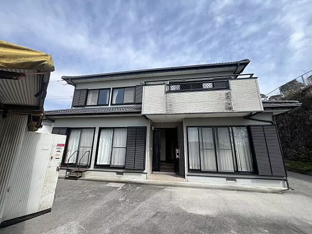 Used single-family home "suitable for two-family housing" Ichinomiya Nishimachi, Kochi City, used single-family home