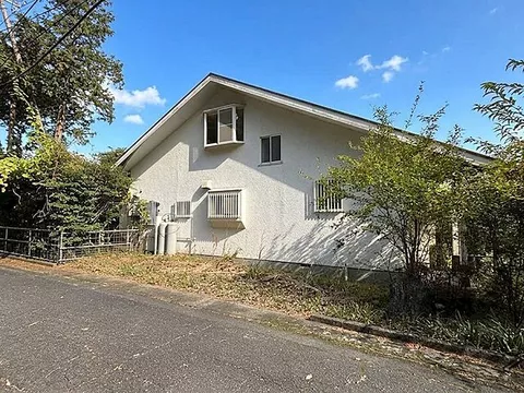 Used single-family home Usami Minori no Mura resort area house
