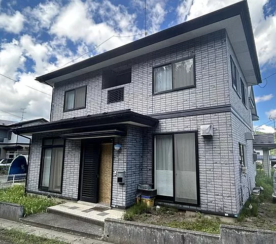 Used single-family home in Sannohe Town, Oaza Umenai, Azawarakubo