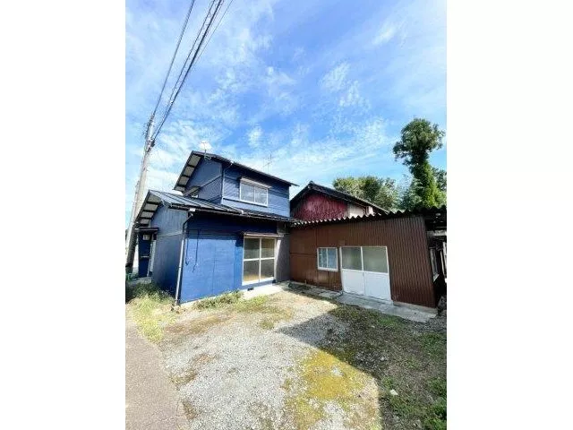 ~Used house in Nagaoji Town, Sabae City~ Owner change property~ Currently rented out!!