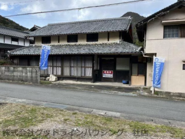 Oji, Sannan-cho, Tamba-shi, Tamba (Funamachiguchi station) Single-story building, 13SDK

Single-story building 13SDK 2.5 million yen