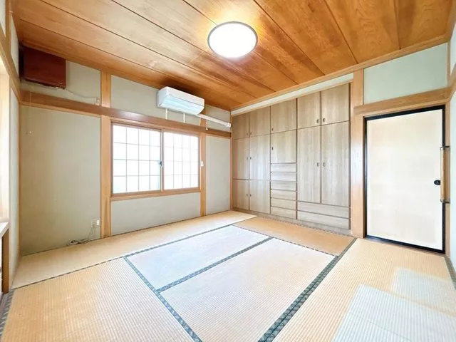 Current sale until September 6 / Approximately 240m to Lawson Sakata Wakatakecho store (about a 3-minute walk)