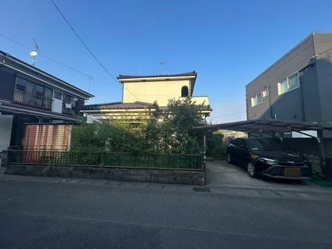 Kagoshima City Meiwa 5-chome (City Hall Front Station) 2-story 5DK