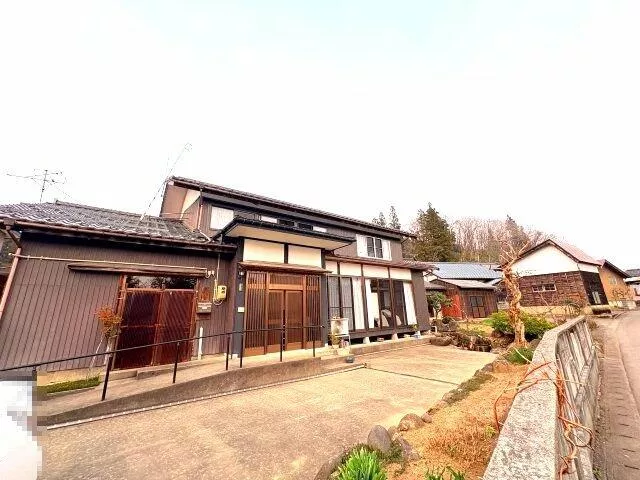 Sanjo City Taya (Hōnai Station) 2-story building 10SDK