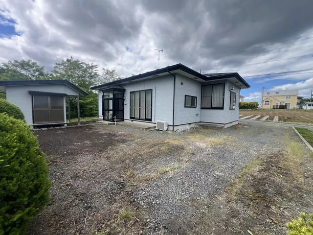 Hachinohe City, Oaza Myoji Hanase (Shirakawa Station) Single-story building 3SLDK