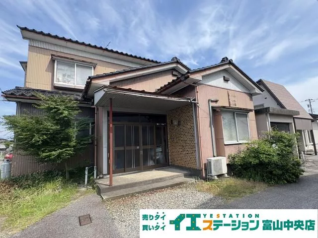 Toyama City, Hongō Town (Asanacho Station) 2-story 8DK
