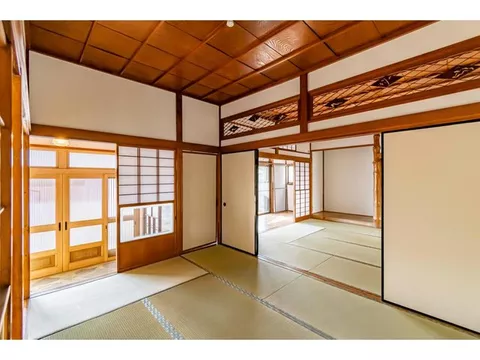 ◆A stylish Japanese modern house with a terrace!◆ A peaceful life in a quiet residential area.