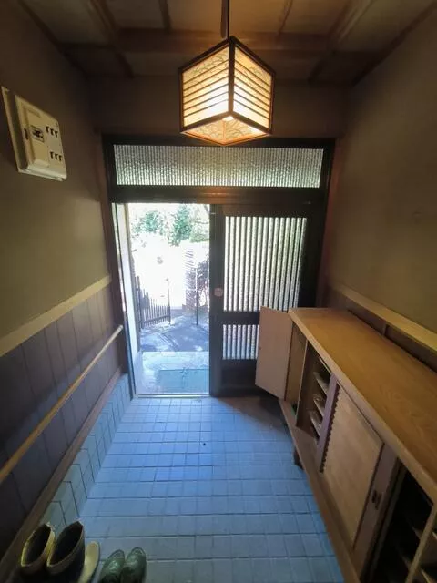 Kochi City, Haruno-cho, Heiwa (Asahi Station) 2-story building 5DK