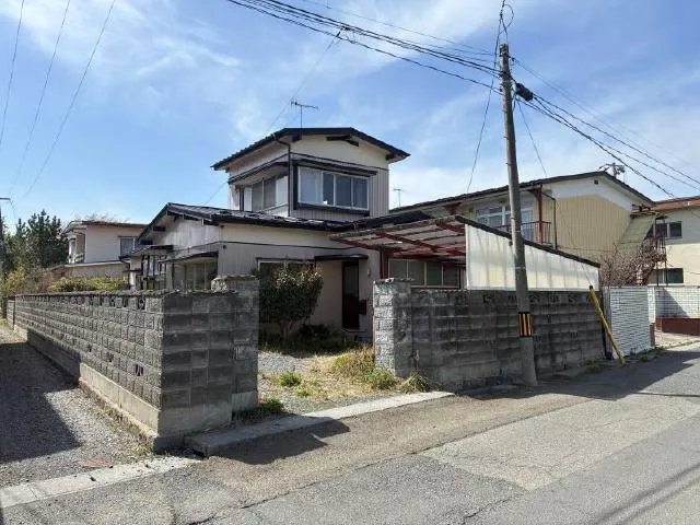 Wakutani Town, Furudaka District, Karikaya Town (Wakutani Station) 2-story building 3LDK