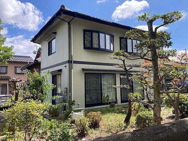 Used single-family home in Sanyo-Onoda City, Oaza Habu
