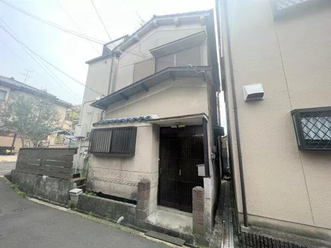 Yamato Takada City, Oaza Ikeda (Chikuyama Station) 2-story building 2LDK