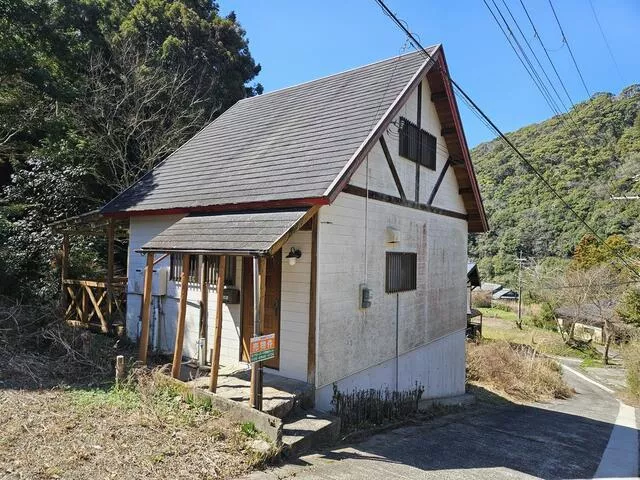 Arida-gun, Aridagawa-cho, Oaza Iwanokawa (Fujinami Station) Single-story building 1LDK