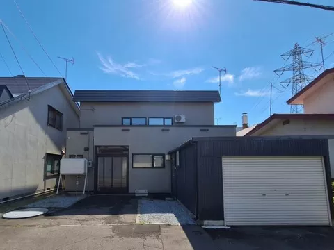 Asahikawa City, Minami 8-jo Dori 25-chome (Asahikawa Station) 2-story 2LDK