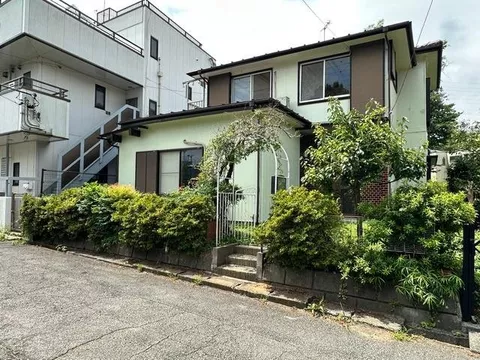Kuwabashi (Yachiyo Midorigaoka Station) 5,000,000 yen