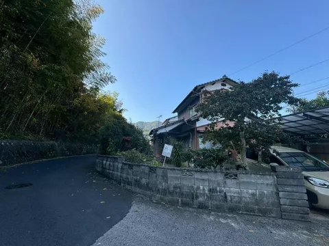 Usuki-city Oaza-Tomuro (Kamiuzuki station) 2F 4K

4,500,000 yen