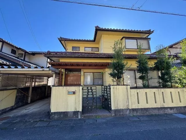 ◇ About 1 km to Shopping City Bell ◇ A quiet residential area