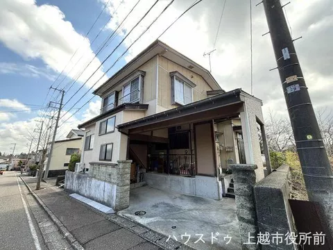 Joetsu City, Nakamonmae 2-chome (Kasukiyama Station) 2-story building 6DK