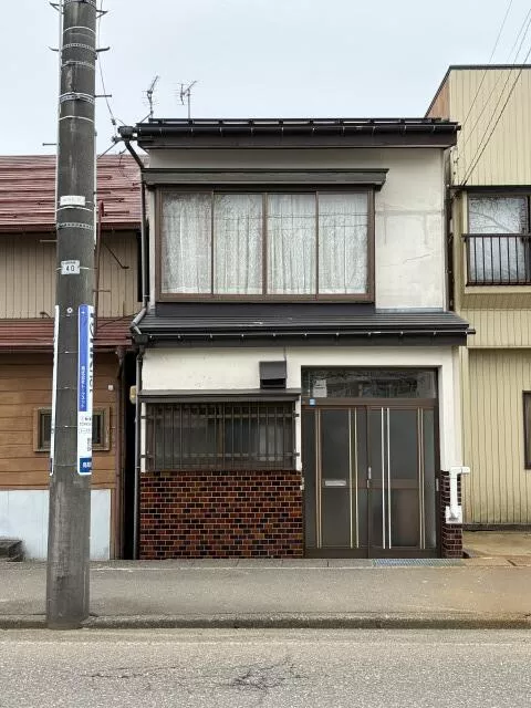 Joetsu City, Minamitakada Town (Minamitakada Station) 2-story building 3DK