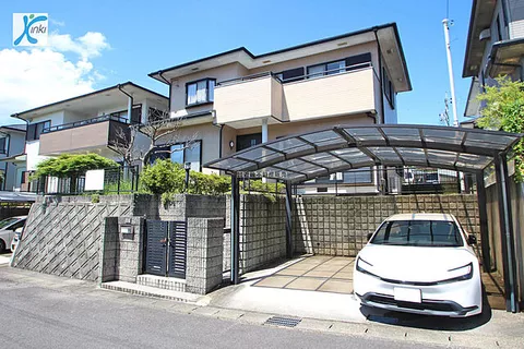Used single-family home, 10 minutes by bus from Iga Railway Ueno City Station, 5 minutes on foot